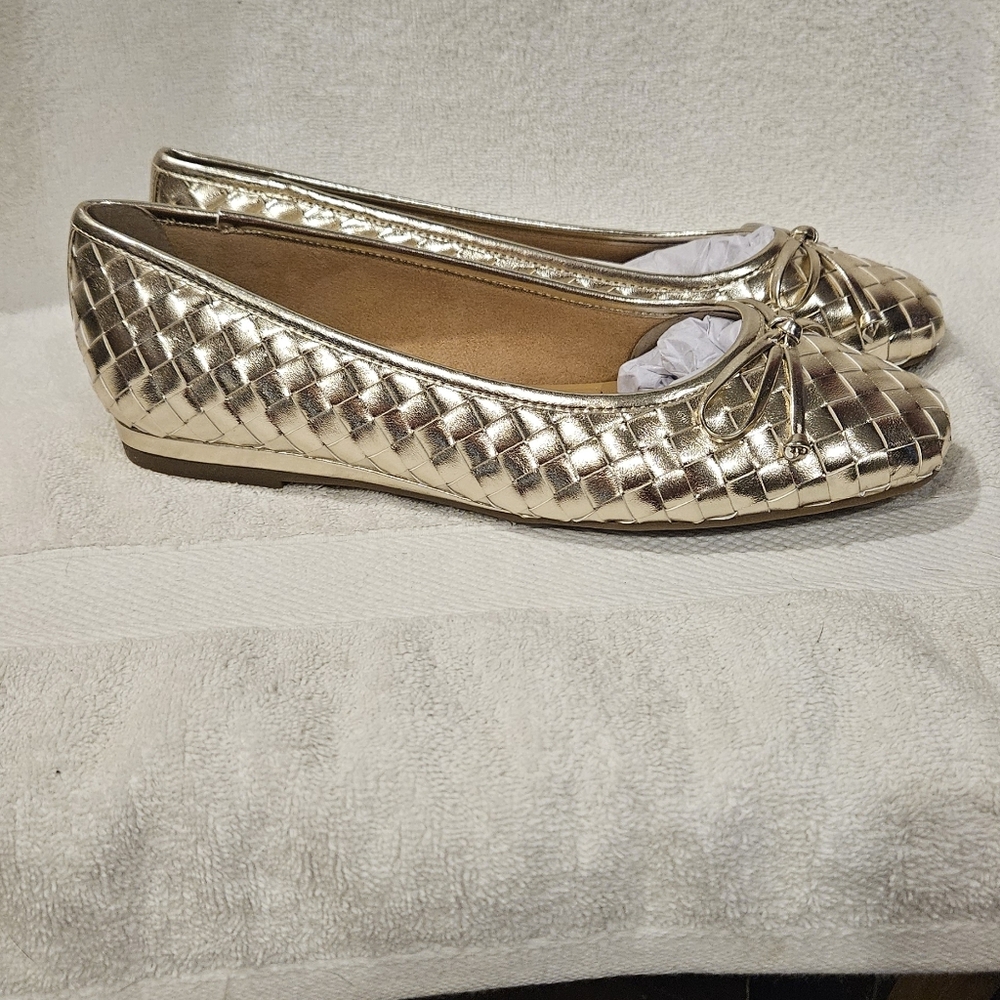 EASY SPIRIT FLATS